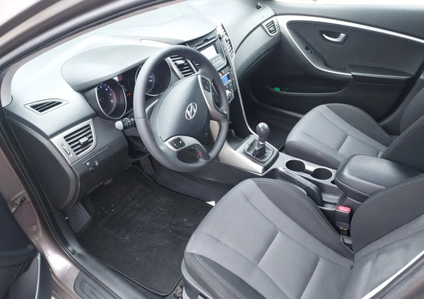 Hyundai I30 cena 31900 przebieg: 116000, rok produkcji 2012 z Radom małe 121